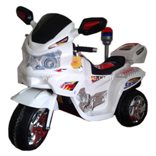 Emmotoka z’obugaali ez’ekika kya tricycle ez’amasannyalaze .